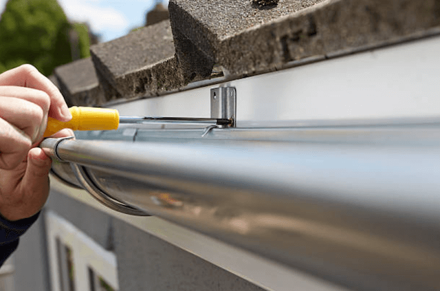 gutter repair utica